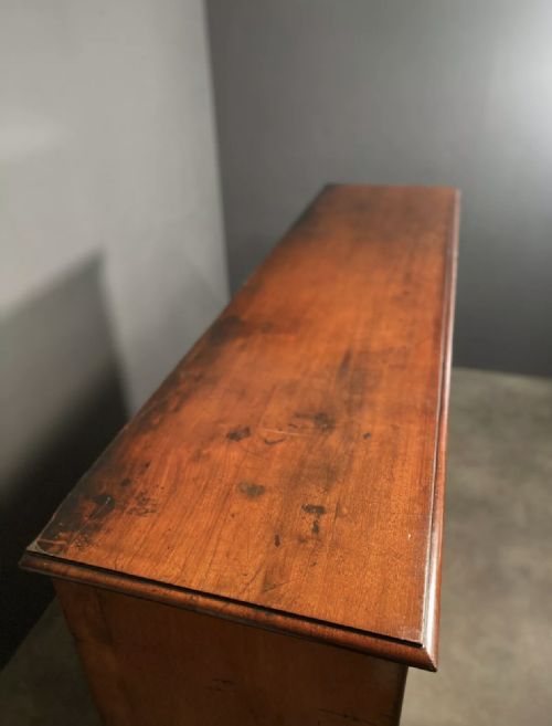 LARGE FIGURED MAHOGANY GEORGIAN CUPBOARD - ADDITIONAL PHOTO 9
