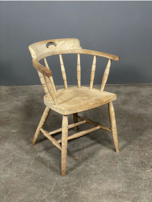 antique oak elm smokers bow chair - CATEGORY: ANTIQUE CHAIRS - DATED 19TH CENTURY
