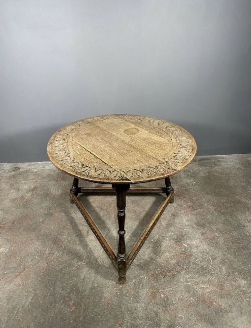 LARGE EARLY 20TH CENTURY CARVED OAK CRICKET TABLE - ADDITIONAL PHOTO 1