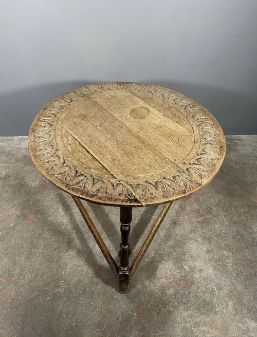 LARGE EARLY 20TH CENTURY CARVED OAK CRICKET TABLE - ADDITIONAL PHOTO 2