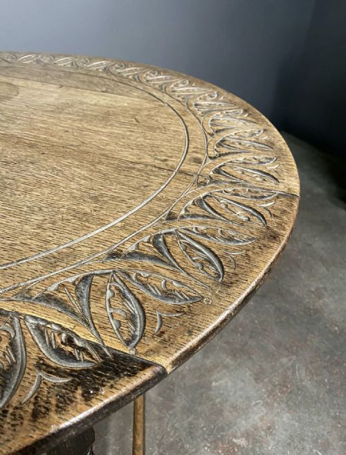 LARGE EARLY 20TH CENTURY CARVED OAK CRICKET TABLE - ADDITIONAL PHOTO 3