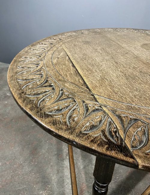 LARGE EARLY 20TH CENTURY CARVED OAK CRICKET TABLE - ADDITIONAL PHOTO 10