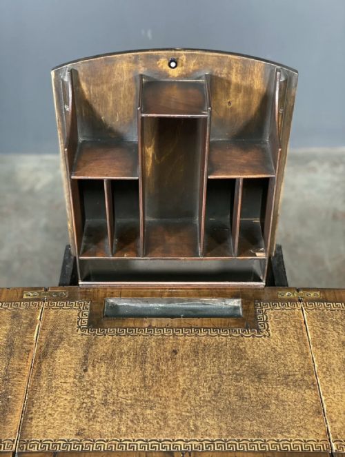 RARE BURR WALNUT WRITING DESK WITH HIDDEN DESK TIDY C1910 - ADDITIONAL PHOTO 4