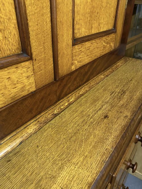 EARLY 19TH CENTURY LARGE HOUSEKEEPERS CUPBOARD ON CHEST - ADDITIONAL PHOTO 9