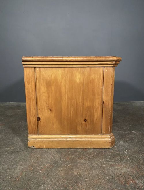 19TH CENTURY VICTORIAN PINE SAFE STAND CUPBOARD - ADDITIONAL PHOTO 9