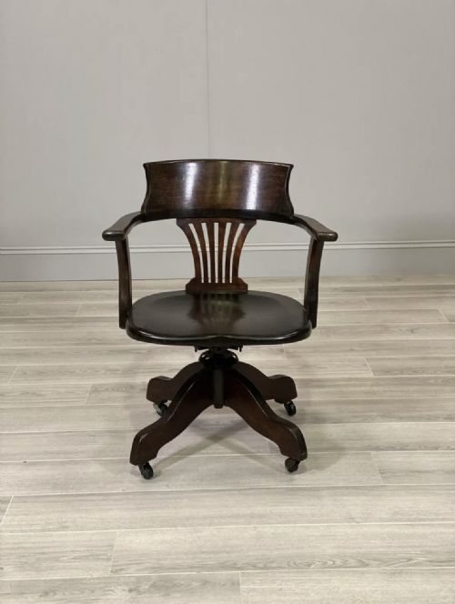 1920s oak desk chair - CATEGORY: ANTIQUE CHAIRS - DATED 1920