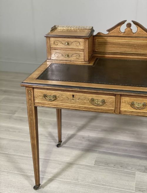 A VICTORIAN ROSEWOOD DESK BY MAPLE CO - ADDITIONAL PHOTO 2