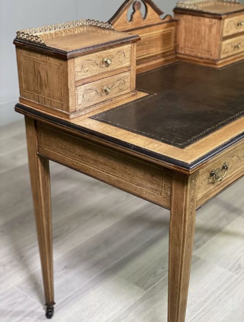 A VICTORIAN ROSEWOOD DESK BY MAPLE CO - ADDITIONAL PHOTO 5