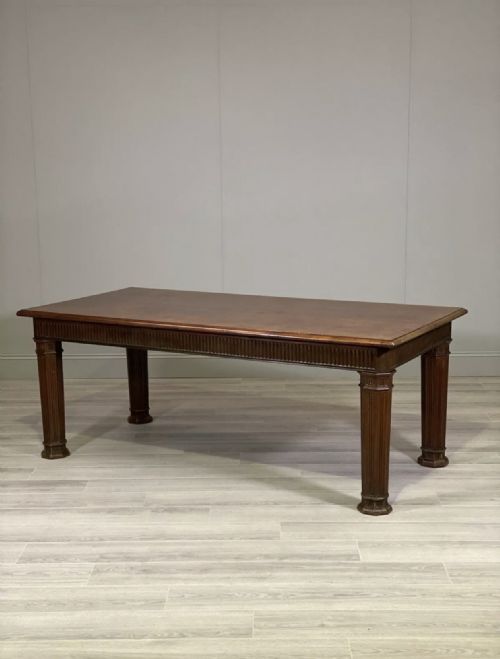 19th century grand mahogany dining table - CATEGORY: ANTIQUE TABLES - DATED 19TH CENTURY