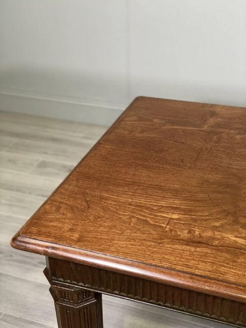 19TH CENTURY GRAND MAHOGANY DINING TABLE - ADDITIONAL PHOTO 5