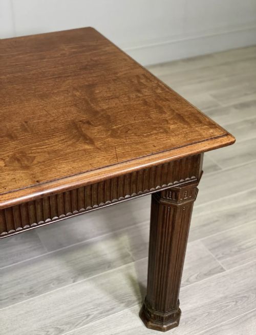 19TH CENTURY GRAND MAHOGANY DINING TABLE - ADDITIONAL PHOTO 7