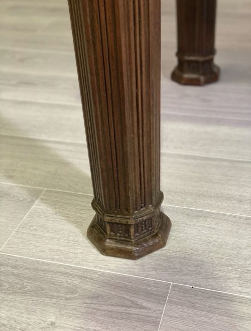 19TH CENTURY GRAND MAHOGANY DINING TABLE - ADDITIONAL PHOTO 9