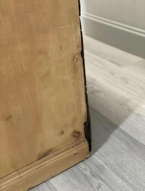 19TH CENTURY PINE BANK OF DRAWERS - ADDITIONAL PHOTO 8