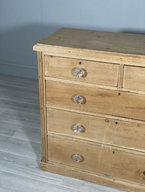 VICTORIAN PINE CHEST OF DRAWERS - ADDITIONAL PHOTO 3