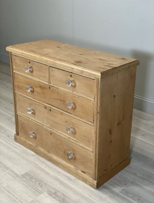VICTORIAN PINE CHEST OF DRAWERS - ADDITIONAL PHOTO 5