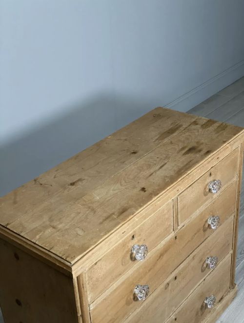 VICTORIAN PINE CHEST OF DRAWERS - ADDITIONAL PHOTO 9
