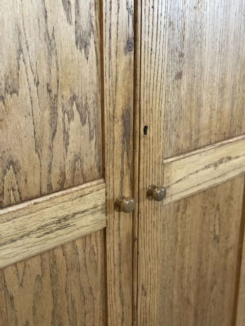 EARLY 20TH CENTURY OAK SCHOOL CUPBOARD - ADDITIONAL PHOTO 7