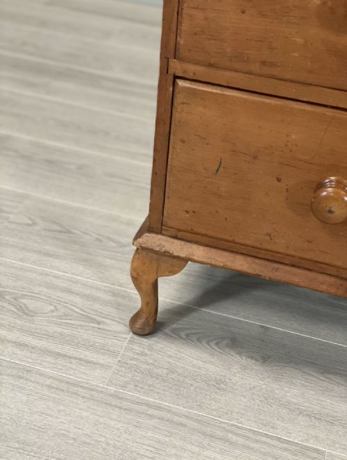 19TH CENTURY PINE CHEST OF DRAWERS - ADDITIONAL PHOTO 3