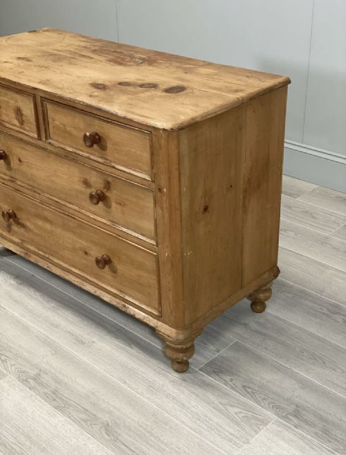 19TH CENTURY PINE CHEST OF DRAWERS - ADDITIONAL PHOTO 8