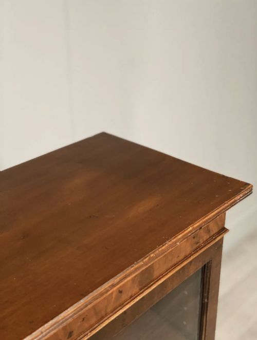 LARGE VICTORIAN MAHOGANY BOOKCASE - ADDITIONAL PHOTO 8