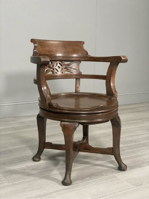 19th century revolving oak desk chair - CATEGORY: ANTIQUE CHAIRS - DATED 19TH CENTURY