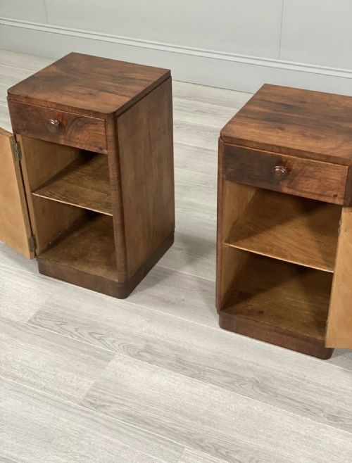 A PAIR OF ART DECO WALNUT BEDSIDE CABINETS - ADDITIONAL PHOTO 2