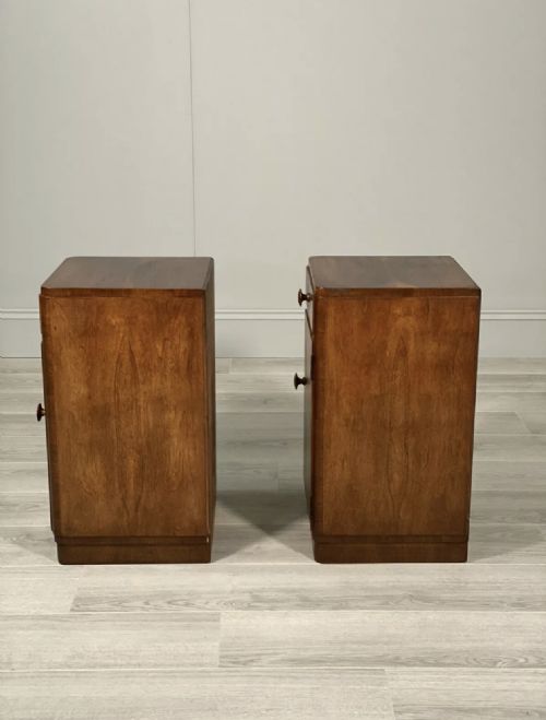 A PAIR OF ART DECO WALNUT BEDSIDE CABINETS - ADDITIONAL PHOTO 10