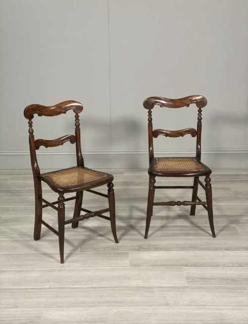 A PAIR OF 19TH CENTURY FAUX ROSEWOOD SIDE CHAIRS - ADDITIONAL PHOTO 1