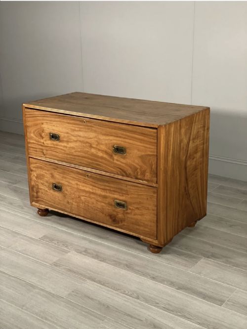 edwardian walnut campaign chest of drawers - CATEGORY: ANTIQUE CHEST OF DRAWERS - DATED EDWARDIAN