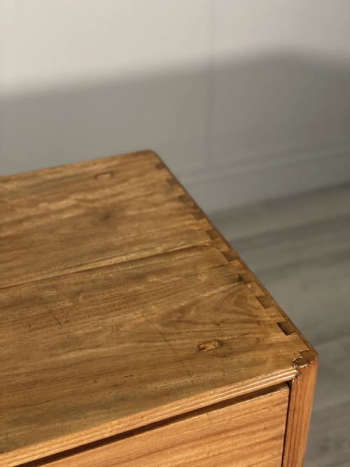 EDWARDIAN WALNUT CAMPAIGN CHEST OF DRAWERS - ADDITIONAL PHOTO 11