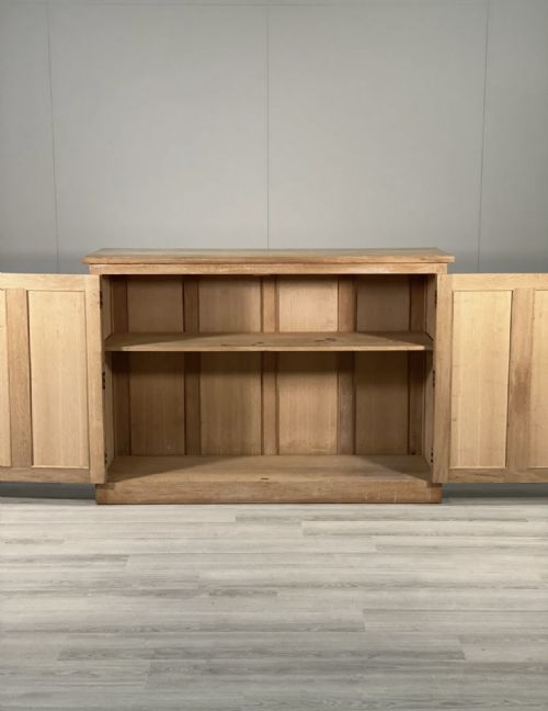 LARGE ANTIQUE OAK SCHOOL CUPBOARD - ADDITIONAL PHOTO 2