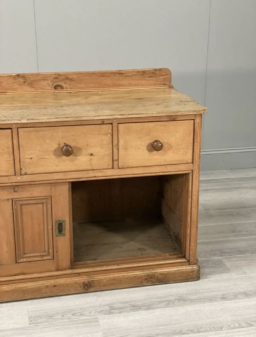 19TH CENTURY PINE SIDEBOARD SERVER WITH SLIDING DOORS - ADDITIONAL PHOTO 2