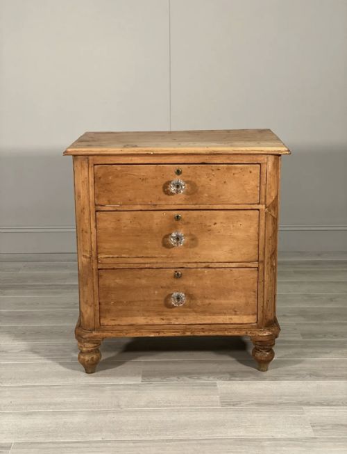 VICTORIAN FARMHOUSE PINE CHEST OF DRAWERS - ADDITIONAL PHOTO 1