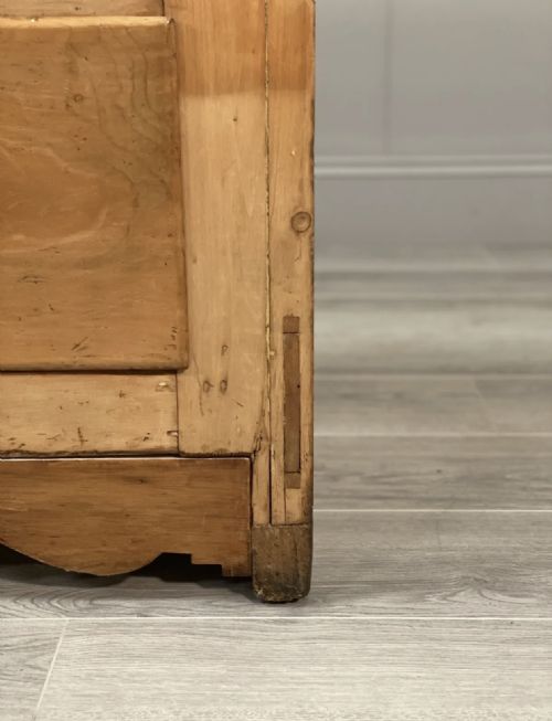 19TH CENTURY PINE BANK OF DRAWERS - ADDITIONAL PHOTO 8