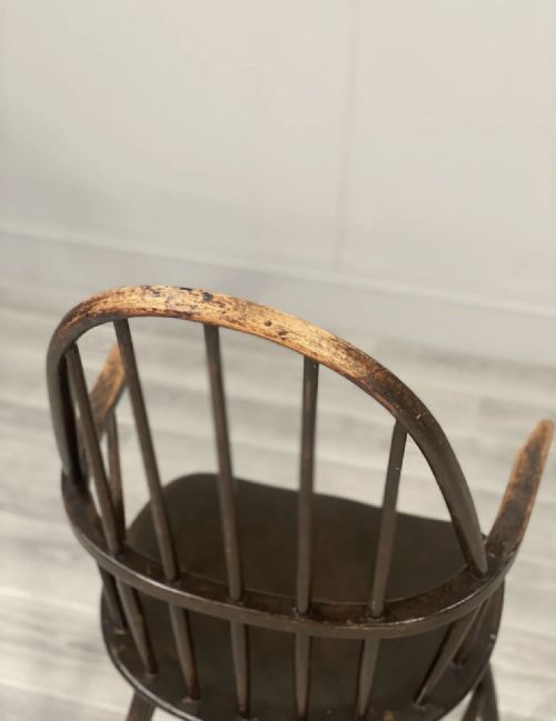 1920S WINDSOR CHAIR IN ORIGINAL FINISH - ADDITIONAL PHOTO 9