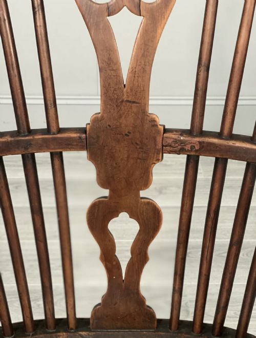 19TH CENTURY ELM WINDSOR CHAIR - ADDITIONAL PHOTO 5