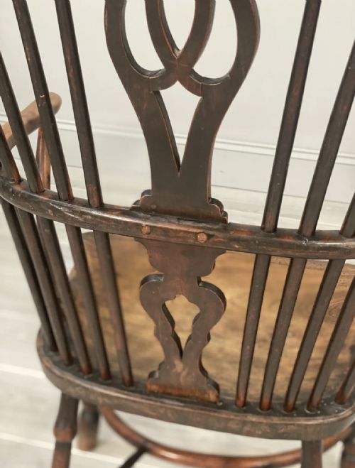 19TH CENTURY ELM WINDSOR CHAIR - ADDITIONAL PHOTO 8