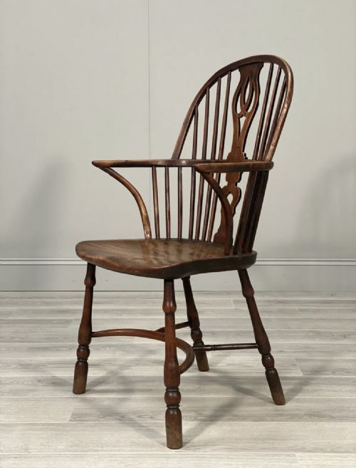 19TH CENTURY ELM WINDSOR CHAIR - ADDITIONAL PHOTO 10