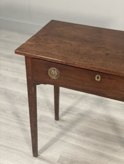 ANTIQUE GEORGIAN MAHOGANY SIDE TABLE - ADDITIONAL PHOTO 3