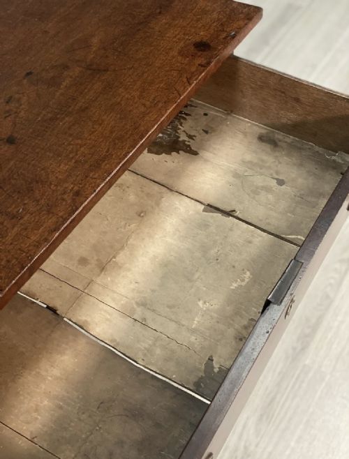 ANTIQUE GEORGIAN MAHOGANY SIDE TABLE - ADDITIONAL PHOTO 4