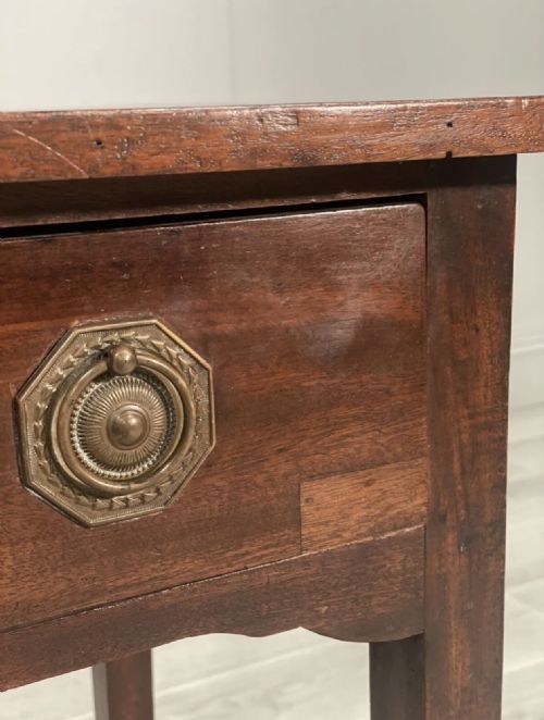 ANTIQUE GEORGIAN MAHOGANY SIDE TABLE - ADDITIONAL PHOTO 5