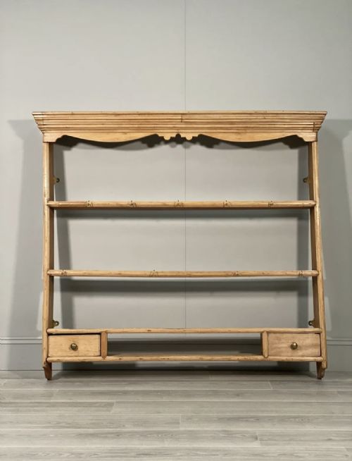 19th century pine kitchen wall rack - CATEGORY: ANTIQUE FURNITURE - DATED 19TH CENTURY