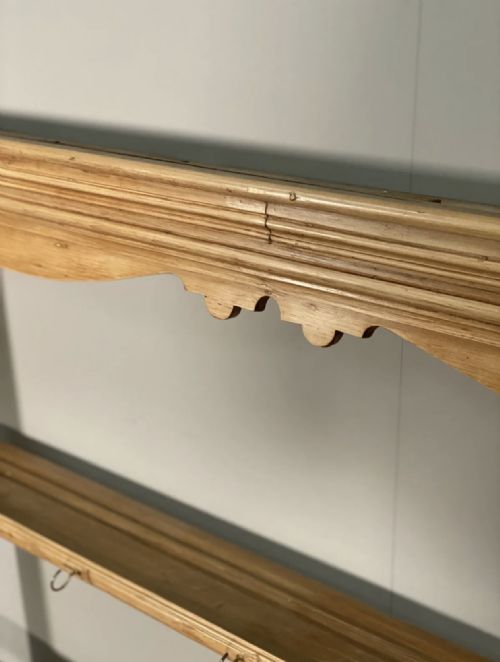 19TH CENTURY PINE KITCHEN WALL RACK - ADDITIONAL PHOTO 10