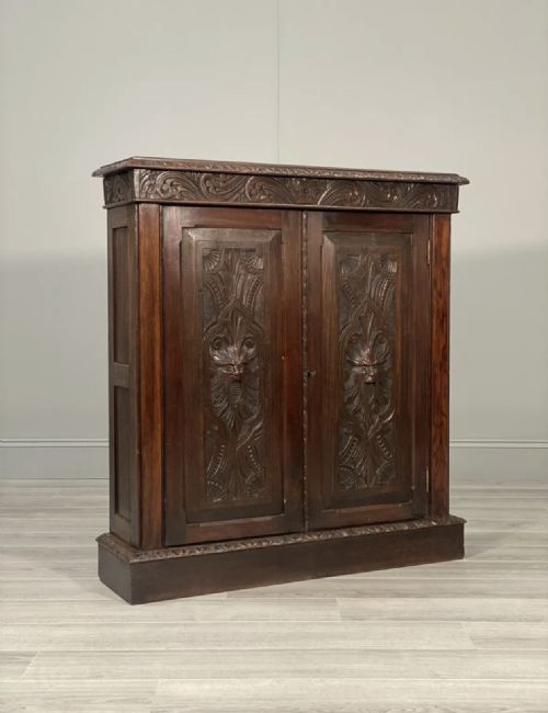 19th century carved oak cupboard - CATEGORY: ANTIQUE CUPBOARDS - DATED 19TH CENTURY
