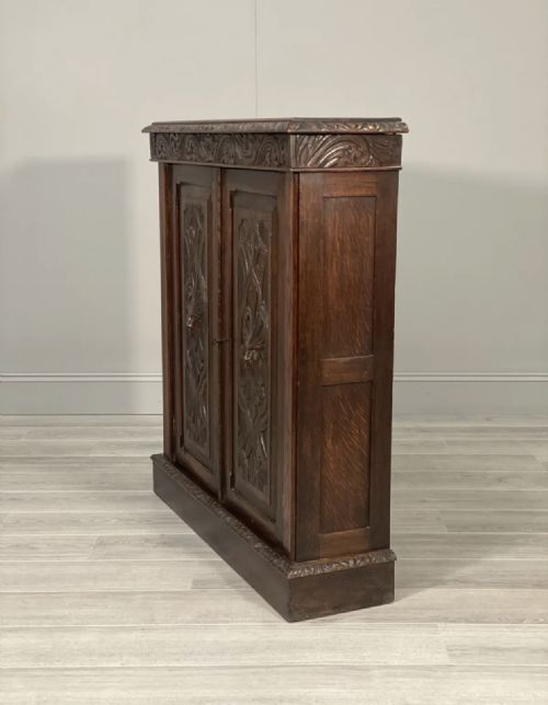 19TH CENTURY CARVED OAK CUPBOARD - ADDITIONAL PHOTO 7