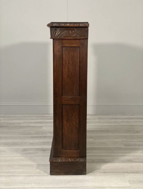 19TH CENTURY CARVED OAK CUPBOARD - ADDITIONAL PHOTO 9