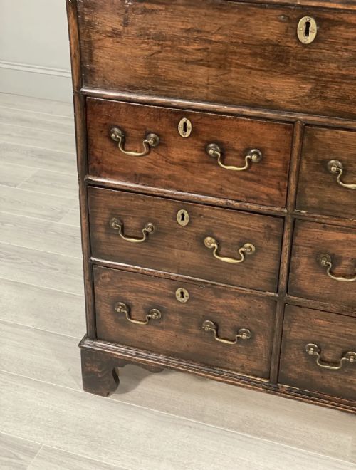 EARLY 18TH CENTURY OAK CHEST OF DRAWERS - ADDITIONAL PHOTO 4