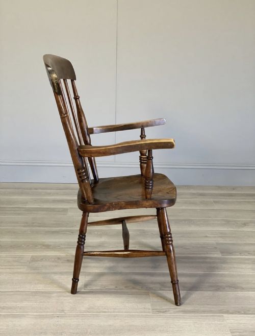 19TH CENTURY HIGH BACK ELM WINDSOR CHAIR - ADDITIONAL PHOTO 3