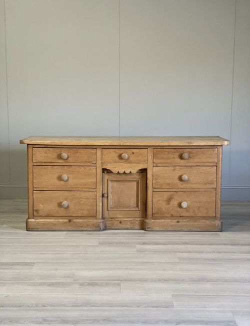 19TH CENTURY PINE DRESSER BASE WITH SYCAMORE TOP - ADDITIONAL PHOTO 1