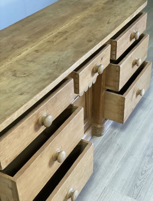 19TH CENTURY PINE DRESSER BASE WITH SYCAMORE TOP - ADDITIONAL PHOTO 6
